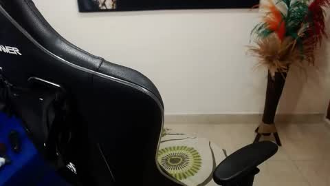 Snapshot of tamara_luaren chatting on 10, 3, 2025 Tamara online show from 10, 3, 2025