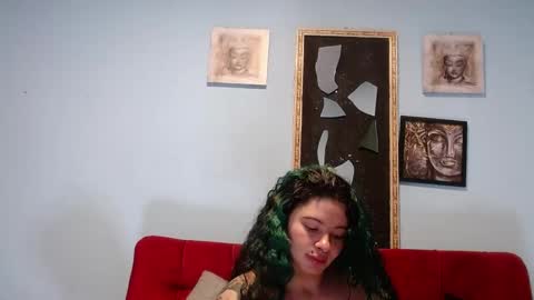 Tammy Modelo independiente YEAH online show from 24, 4, 2026