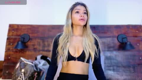 Snapshot of tamara_sanz1 chatting on 7, 2, 2026 online show from 7, 2, 2026