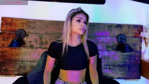 Snapshot of tamara_sanz1 chatting on 12, 5, 2026 online show from 12, 5, 2026