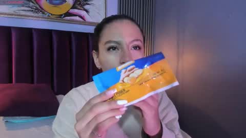 Tamy  online show from 17, 12, 2025