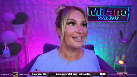 Snapshot of tamaramilano chatting on 4, 6, 2026 TamaraMilano online show from 4, 6, 2026