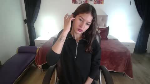 Snapshot of tamy_edwards chatting on 7, 3, 2025 Tamy online show from 7, 3, 2025