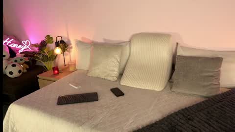 Snapshot of tamy_honey chatting on 9, 7, 2026 Tamy online show from 9, 7, 2026