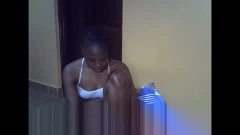 tainaissa online show from 11, 4, 2026