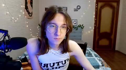 Snapshot of tangerine4dreams chatting on 12, 2, 2025 Milena Kuprianova online show from 12, 2, 2025