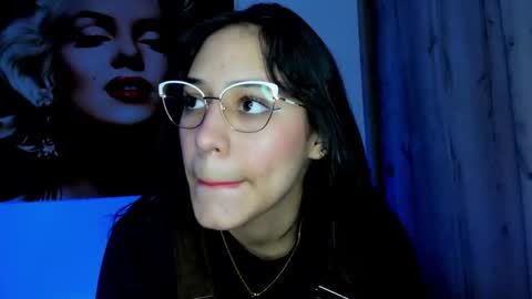 tania06 online show from 2, 10, 2025