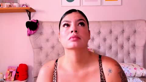 Snapshot of tania_russell23 chatting on 19, 10, 2025 Tania online show from 19, 10, 2025