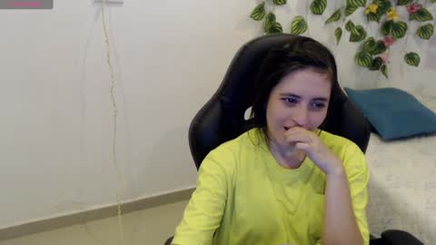 Tania  online show from 5, 2, 2025