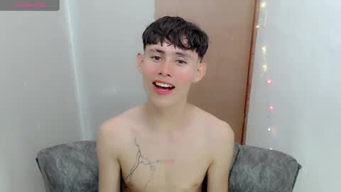 Snapshot of tanjiro_cute chatting on 1, 1, 2025 Andres online show from 1, 1, 2025