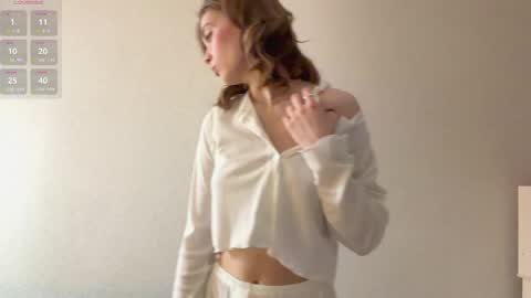 Mia online show from 17, 4, 2026