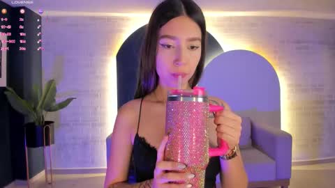 Tara Lawrence online show from 29, 11, 2025