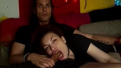 T  J   online show from 30, 11, 2025