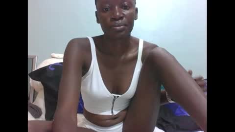 Snapshot of tasha_maya chatting on 5, 12, 2024 milan online show from 5, 12, 2024