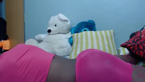 Snapshot of tasha_maya chatting on 2, 2, 2025 milan online show from 2, 2, 2025