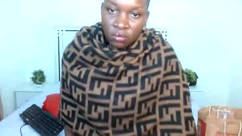 Snapshot of tashabea chatting on 17, 12, 2024 Tash online show from 17, 12, 2024