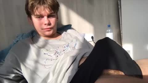 Snapshot of tasteithorny chatting on 9, 11, 2025 tasteithorny online show from 9, 11, 2025