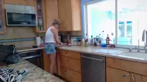 veronicabrian online show from 18, 2, 2026