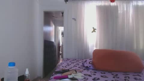 tatiana giraldo online show from 12, 4, 2026