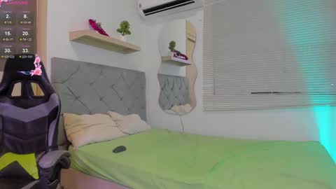 Snapshot of tatiis_hot chatting on 5, 12, 2024 Tatiana online show from 5, 12, 2024
