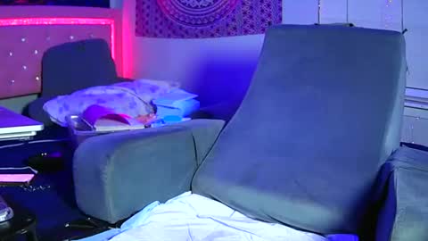 Snapshot of tatithegoddess chatting on 19, 11, 2025 Tati the Ebony goddess online show from 19, 11, 2025