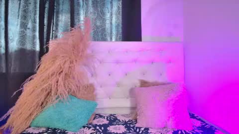 Snapshot of tatixxxvega chatting on 6, 7, 2026 tatix online show from 6, 7, 2026