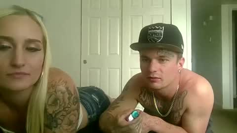 Snapshot of tattedblondec4 chatting on 6, 6, 2026 tattedblondec4 online show from 6, 6, 2026