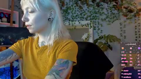 Snapshot of tattoo_artbaby chatting on 25, 6, 2026 tattoo_artbaby online show from 25, 6, 2026