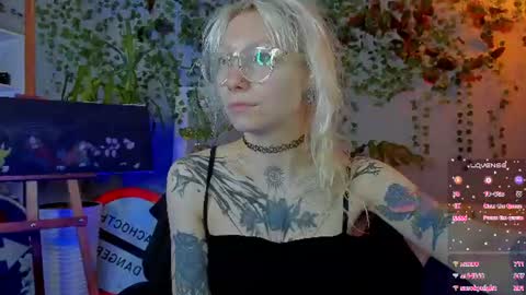 Snapshot of tattoo_artbaby chatting on 29, 6, 2026 tattoo_artbaby online show from 29, 6, 2026