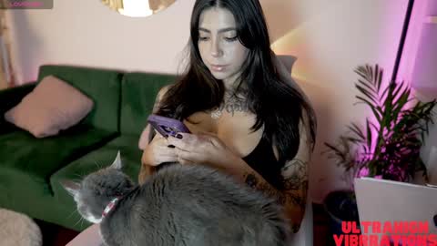 Snapshot of tattoo_ninja_kitty chatting on 7, 3, 2025 Nathalie Hardy online show from 7, 3, 2025