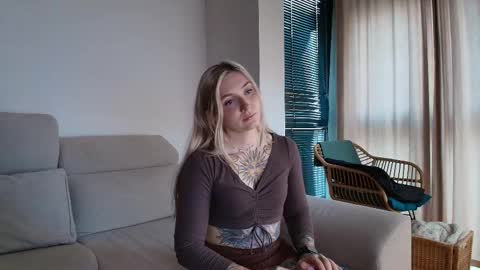 Snapshot of tattoobbgirl chatting on 16, 1, 2026 tattoobbgirl online show from 16, 1, 2026