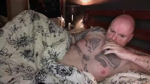 Tattooeddilf 01 online show from 12, 12, 2024