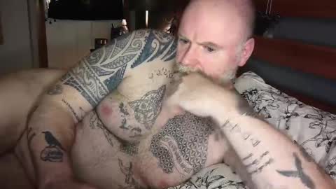 Tattooeddilf 01 online show from 31, 12, 2024