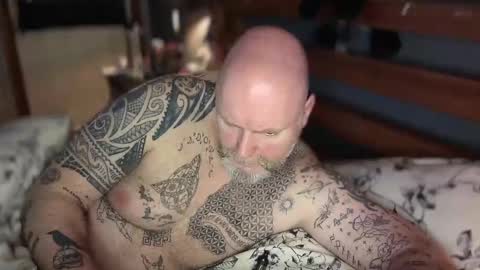 Tattooeddilf 01 online show from 8, 3, 2025