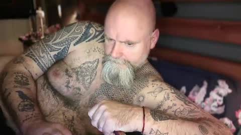 Tattooeddilf 01 online show from 13, 10, 2025