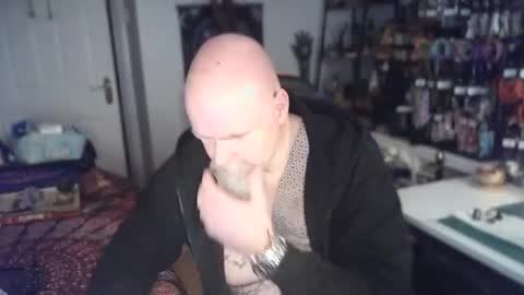 Tattooeddilf 01 online show from 17, 12, 2025