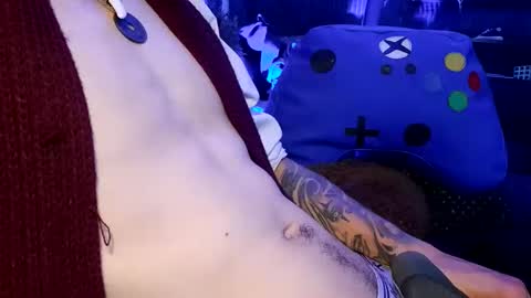 Snapshot of tattooman777 chatting on 6, 10, 2025 Jean pool online show from 6, 10, 2025