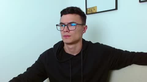 Snapshot of taurus4k chatting on 17, 12, 2024 taurus4k online show from 17, 12, 2024