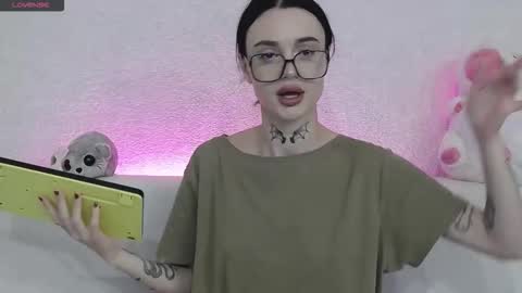 Taya online show from 17, 11, 2025