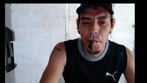 Snapshot of tayler_punk chatting on 1, 12, 2024 tayler punk online show from 1, 12, 2024