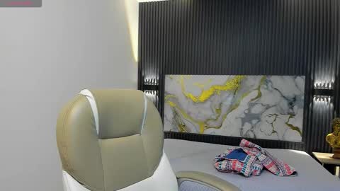 TAYLER online show from 15, 1, 2026