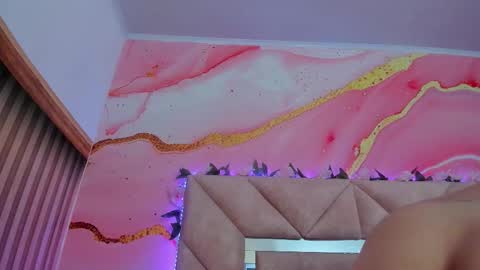 Sarah  online show from 24, 10, 2025