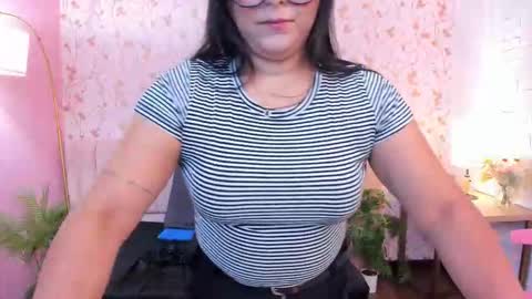 Taylor Bennet online show from 3, 3, 2026