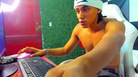 Snapshot of taylor_bigdick18 chatting on 22, 2, 2026 Taylor online show from 22, 2, 2026