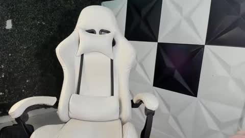 Snapshot of taylor_bigdick18 chatting on 25, 2, 2026 Taylor online show from 25, 2, 2026