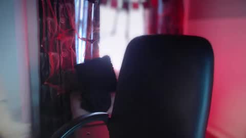 Taylor 3 online show from 28, 10, 2025