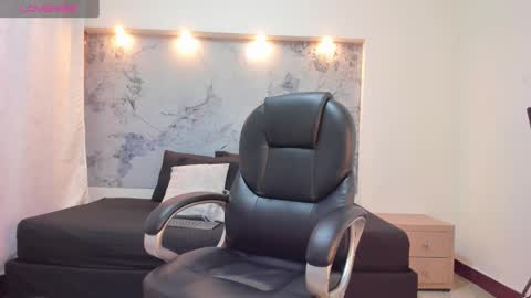 Snapshot of taylor_evanss1 chatting on 19, 9, 2025 Taylor online show from 19, 9, 2025