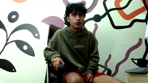 Snapshot of taylor_harvey chatting on 4, 12, 2024 taylor online show from 4, 12, 2024