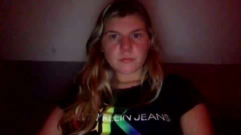 taylorbaby21 online show from 19, 1, 2025