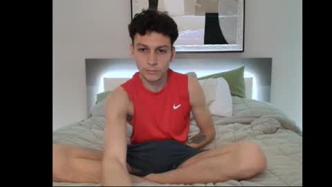 Snapshot of taylorcamz chatting on 14, 11, 2025 taylorcamz online show from 14, 11, 2025